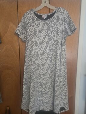 Gray and White Floral Elegant Carly Dress
